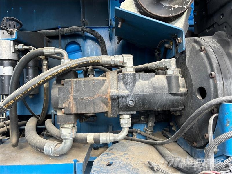 Genie S-85 4WD Diesel Telescopic Boom Lift Teleskopiskie pacēlāji