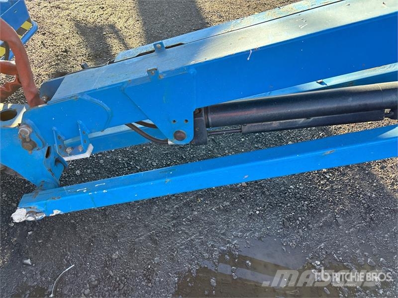 Genie S-85 4WD Diesel Telescopic Boom Lift Nacelles télescopiques