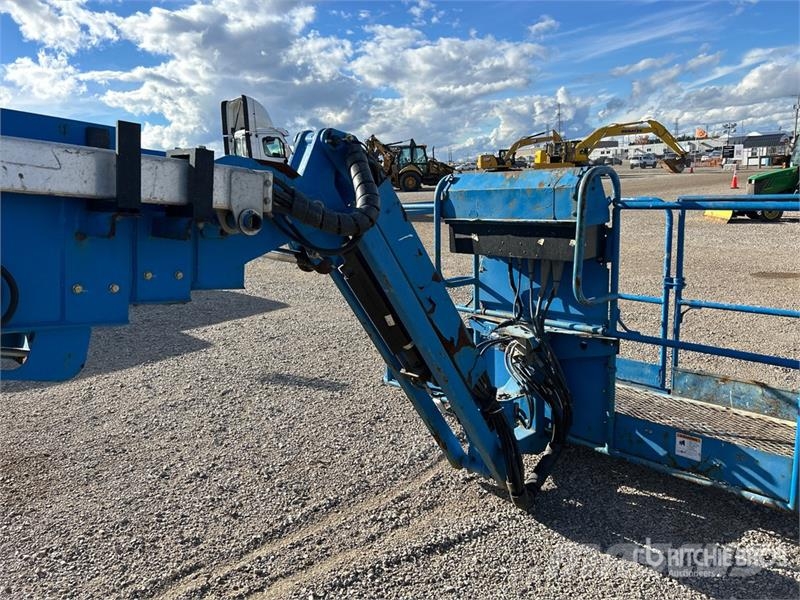 Genie S-85 Diesel Telescopic Boom Lift 견인식 전동이동 리프트