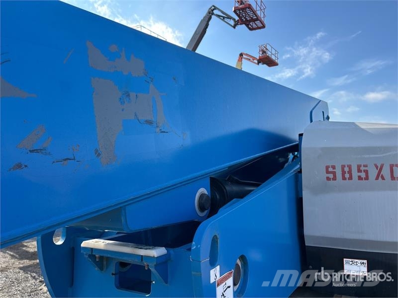 Genie S-85 XC 4WD Diesel Telescopic Boom Lift Teleszkópos emelők
