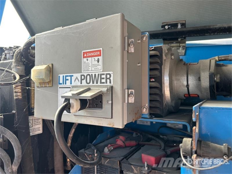 Genie S-85 XC 4WD Diesel Telescopic Boom Lift Teleszkópos emelők