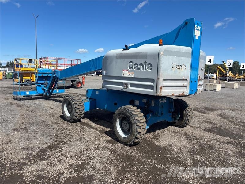 Genie S45 4WD Diesel Telescopic Boom Lift Teleszkópos emelők