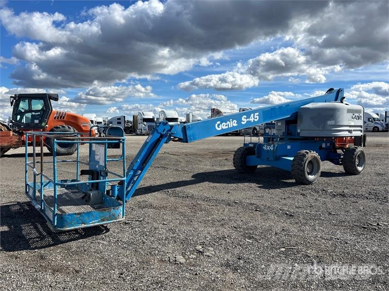 Genie S45 4WD Diesel Telescopic Boom Lift Teleskopiskie pacēlāji