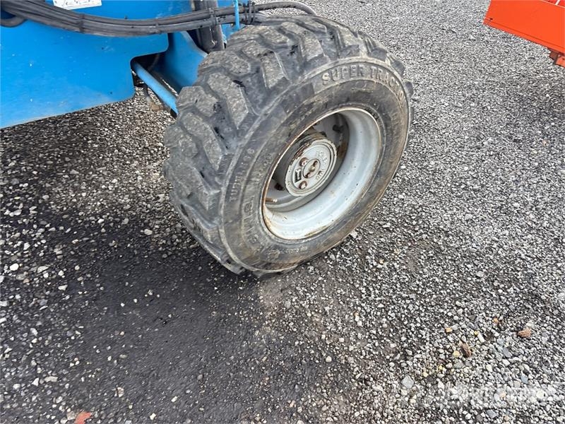 Genie S45 4WD Diesel Telescopic Boom Lift Telescopic boom lifts