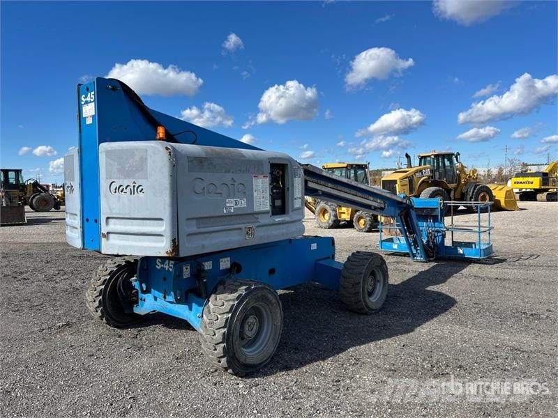 Genie S45 4WD Diesel Telescopic Boom Lift Teleskopiskie pacēlāji