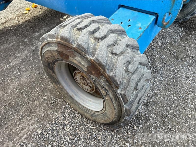Genie S45 Telescopic Boom Lift Nacelles télescopiques