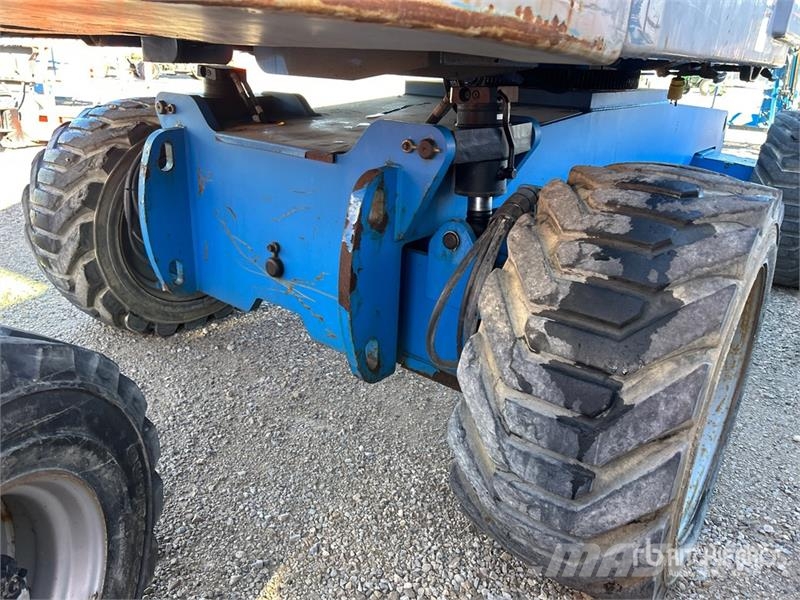 Genie S85 4WD Diesel Telescopic Boom Lift 견인식 전동이동 리프트