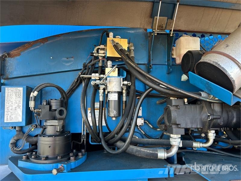 Genie S85 4WD Diesel Telescopic Boom Lift 견인식 전동이동 리프트