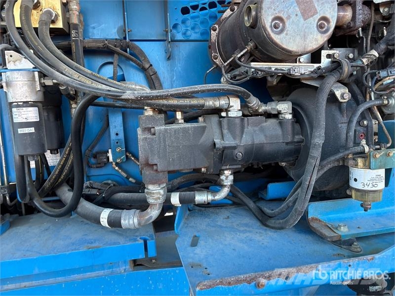 Genie S85 4WD Diesel Telescopic Boom Lift Telescopic boom lifts