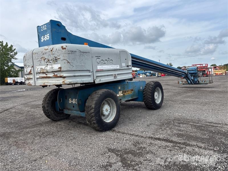 Genie S85 4WD Diesel Telescopic Boom Lift Teleskopske podizne platforme