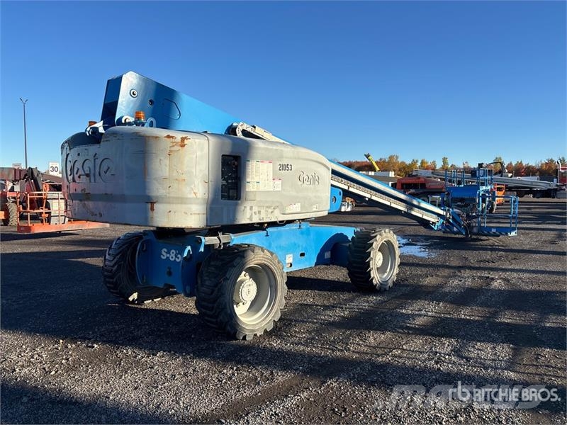 Genie S85 4WD Diesel Telescopic Boom Lift Telescopic boom lifts