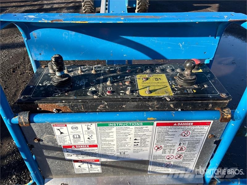 Genie S85 4WD Diesel Telescopic Boom Lift Telescopic boom lifts