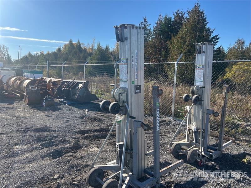 Genie SLC24 Material Hoist المصاعد والرافعات المادية