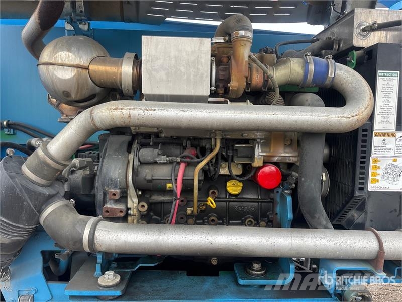 Genie Z-135/70 Zglobne dvižne ploščadi