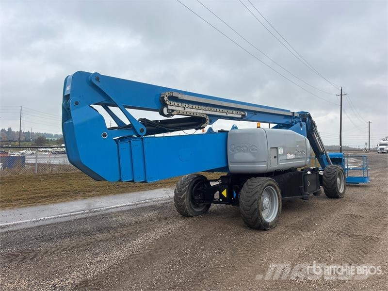 Genie Z-135/70 Zglobne dvižne ploščadi