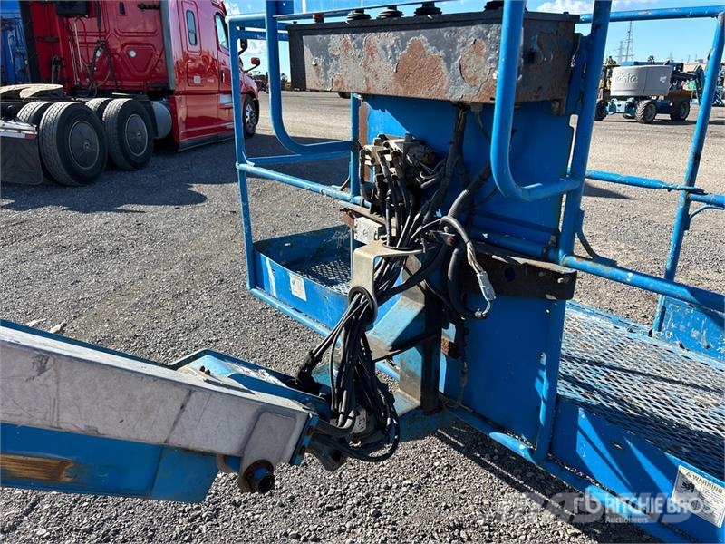 Genie Z-135/70 4WD Diesel Articulating Boom Lift Strēles pacēlāji
