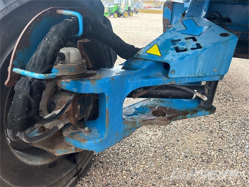Genie Z-135/70 4WD Diesel Articulating Boom Lift Zglobne dvižne ploščadi