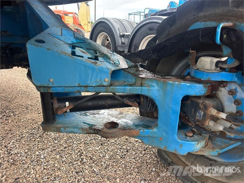 Genie Z-135/70 4WD Diesel Articulating Boom Lift Zglobne dvižne ploščadi