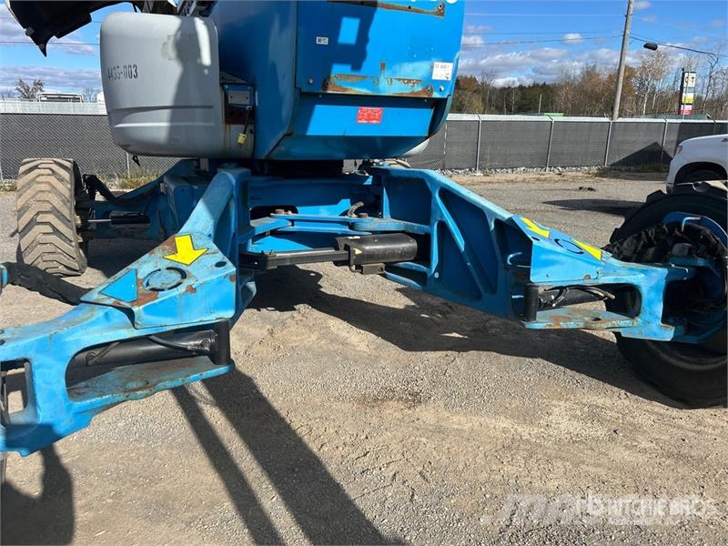 Genie Z-135/70 4WD Diesel Articulating Boom Lift رافعات سلة مفصلية