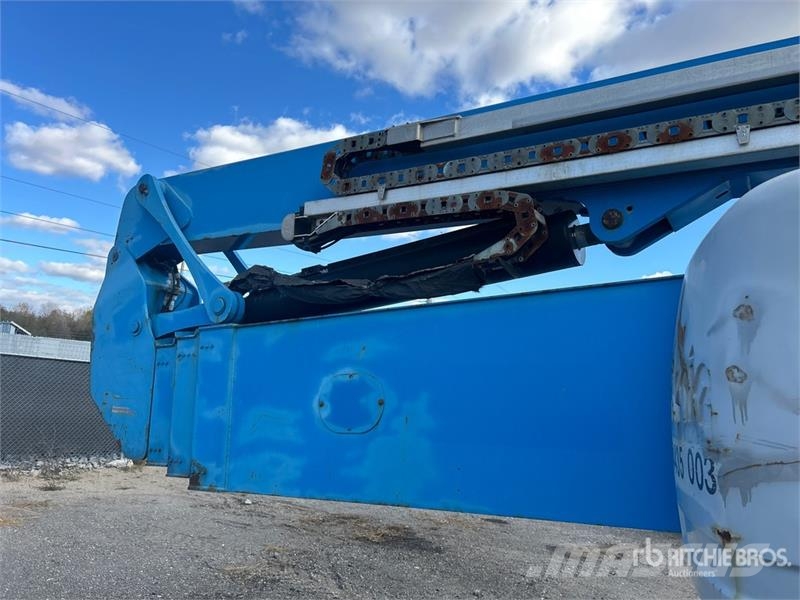 Genie Z-135/70 4WD Diesel Articulating Boom Lift رافعات سلة مفصلية