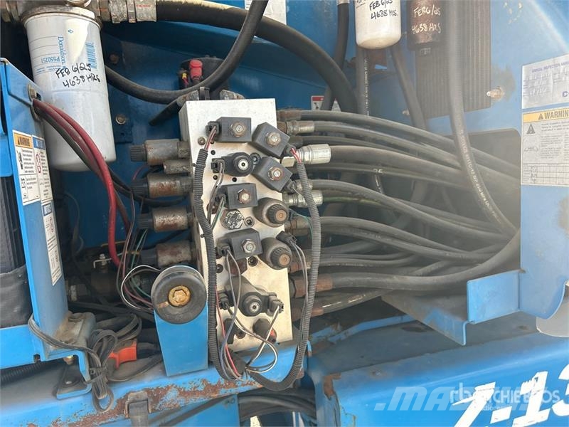 Genie Z-135/70 4WD Diesel Articulating Boom Lift رافعات سلة مفصلية