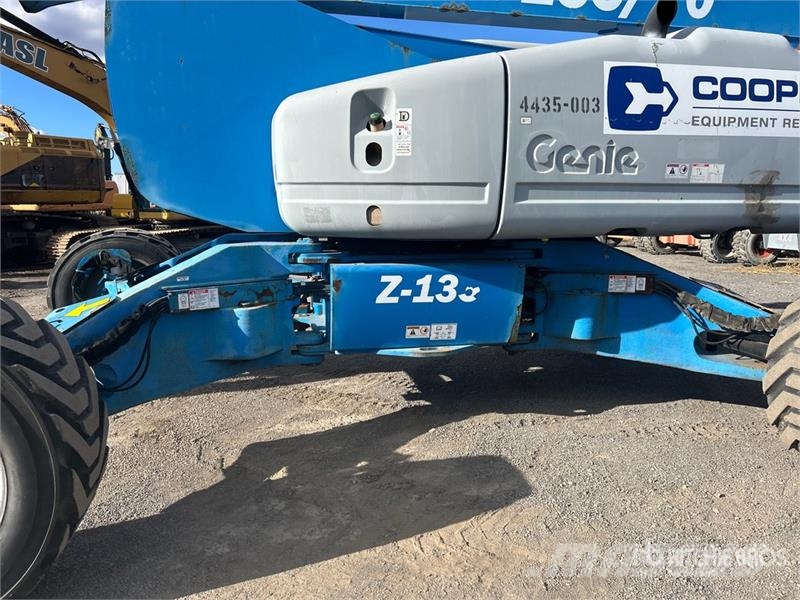 Genie Z-135/70 4WD Diesel Articulating Boom Lift رافعات سلة مفصلية