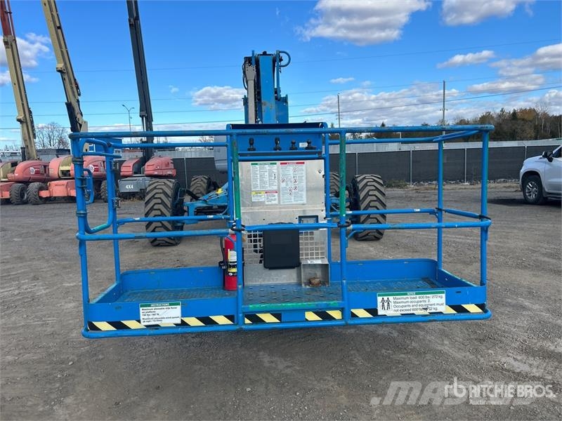 Genie Z-135/70 4WD Diesel Articulating Boom Lift رافعات سلة مفصلية