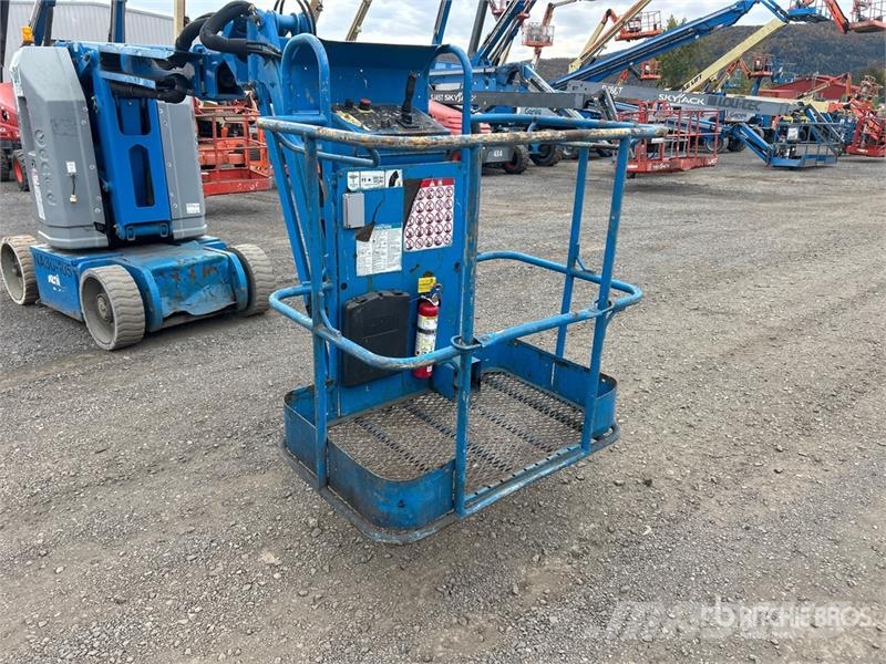 Genie Z-30/20N RJ 2WD Electric Articulating Boom Lift رافعات سلة مفصلية