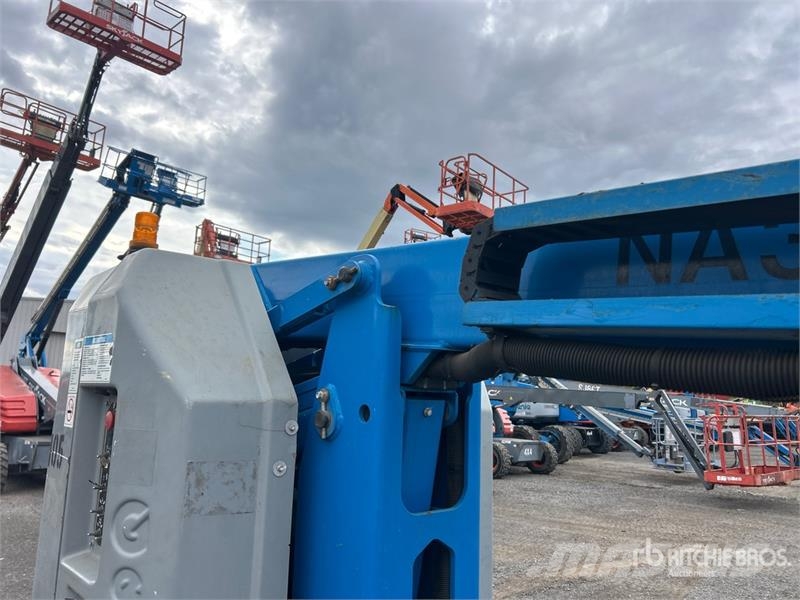 Genie Z-30/20N RJ 2WD Electric Articulating Boom Lift رافعات سلة مفصلية