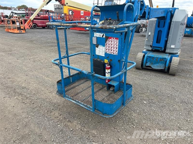 Genie Z-30/20N RJ 2WD Electric Articulating Boom Lift رافعات سلة مفصلية