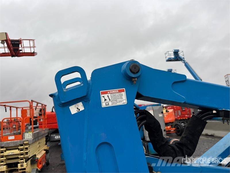 Genie Z-33/18 2WD Electric Articulating Boom Lift Strēles pacēlāji