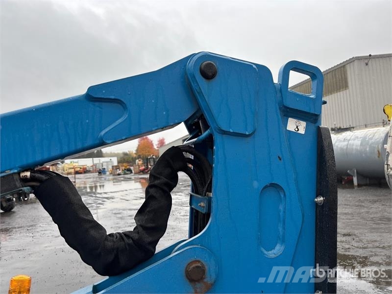 Genie Z-33/18 2WD Electric Articulating Boom Lift Strēles pacēlāji