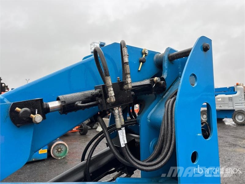 Genie Z-33/18 2WD Electric Articulating Boom Lift Strēles pacēlāji