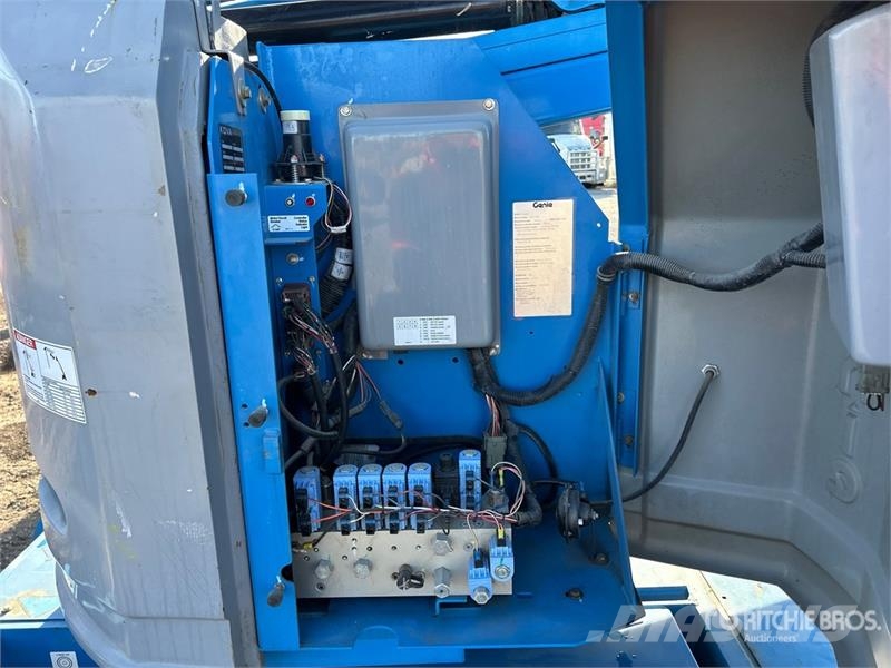 Genie Z-34/22 2WD Electric Articulating Boom Lift Knikarmhoogwerkers