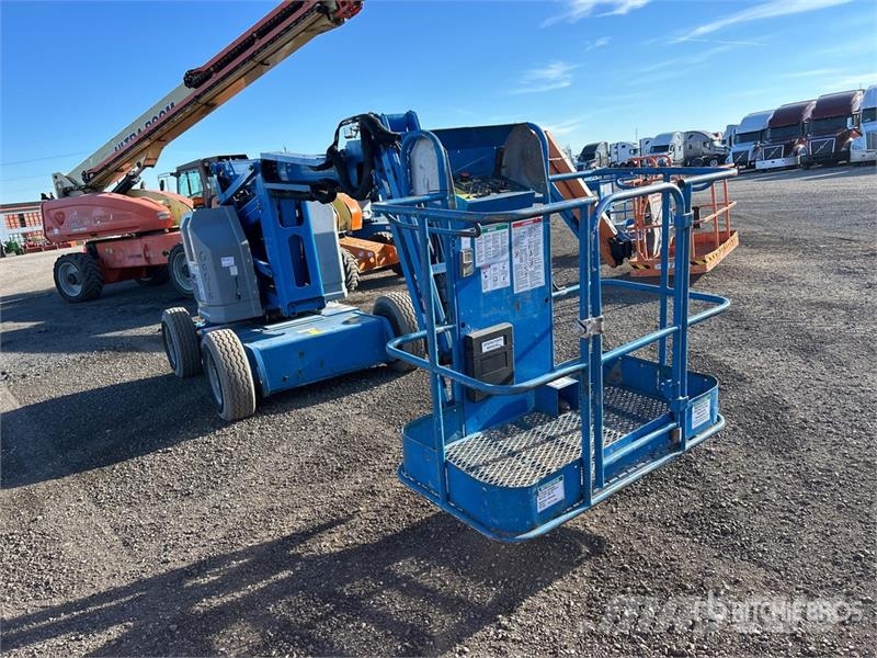 Genie Z-34/22 2WD Electric Articulating Boom Lift Knikarmhoogwerkers