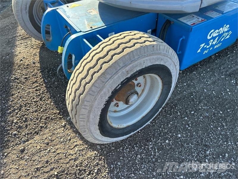 Genie Z-34/22 2WD Electric Articulating Boom Lift Knikarmhoogwerkers