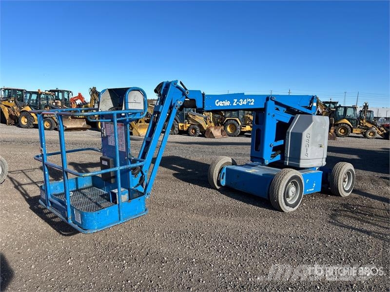 Genie Z-34/22 2WD Electric Articulating Boom Lift Knikarmhoogwerkers