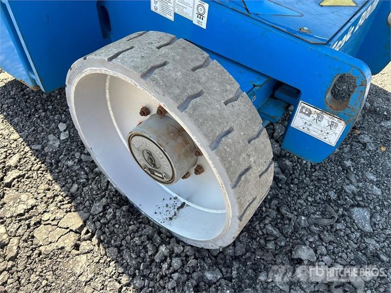 Genie Z-40/23N RJ 2WD Electric Articulating Boom Lift Gelenkteleskoparbeitsbühnen