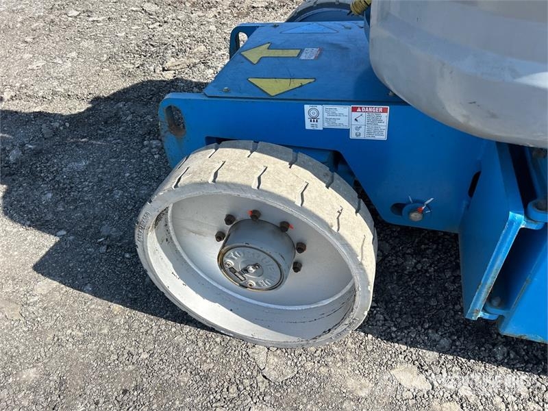 Genie Z-40/23N RJ 2WD Electric Articulating Boom Lift Gelenkteleskoparbeitsbühnen