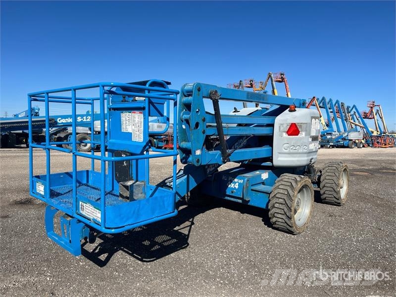 Genie Z-45/25 4WD Diesel Articulating Boom Lift Knikarmhoogwerkers