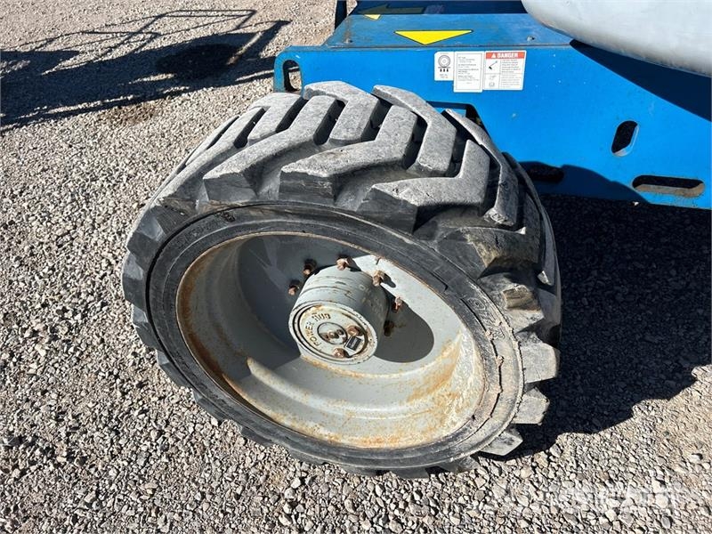 Genie Z-45/25J 4WD Diesel Articulating Boom Lift Knikarmhoogwerkers