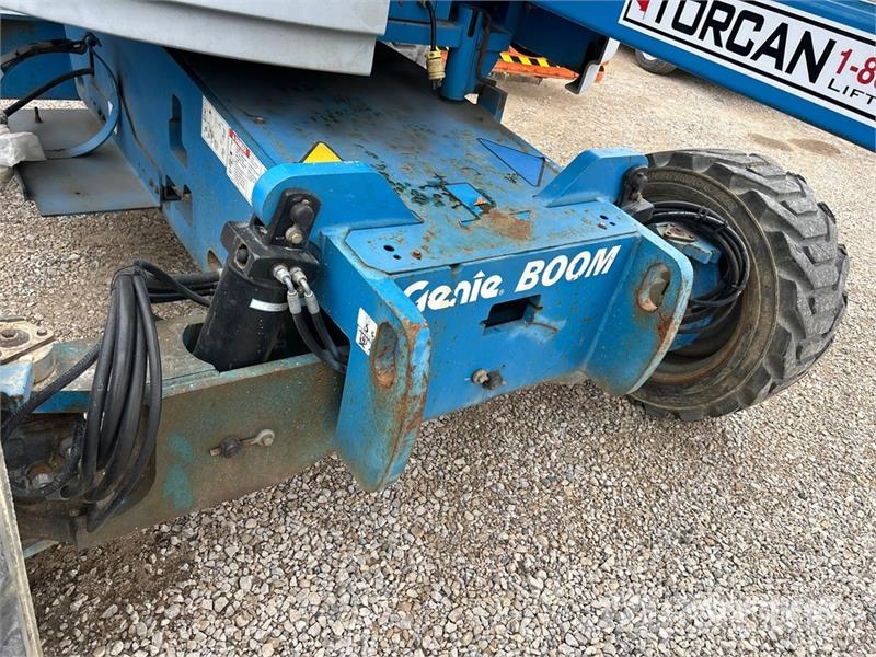 Genie Z-45/25J 4WD Diesel Articulating Boom Lift Articulated boom lifts