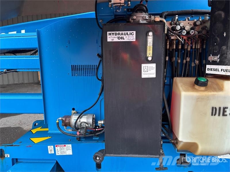 Genie Z-45/25J 4WD Diesel Articulating Boom Lift Articulated boom lifts