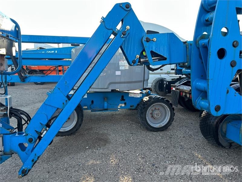 Genie Z-45/25J 4WD Diesel Articulating Boom Lift Plataformas con brazo de elevación manual