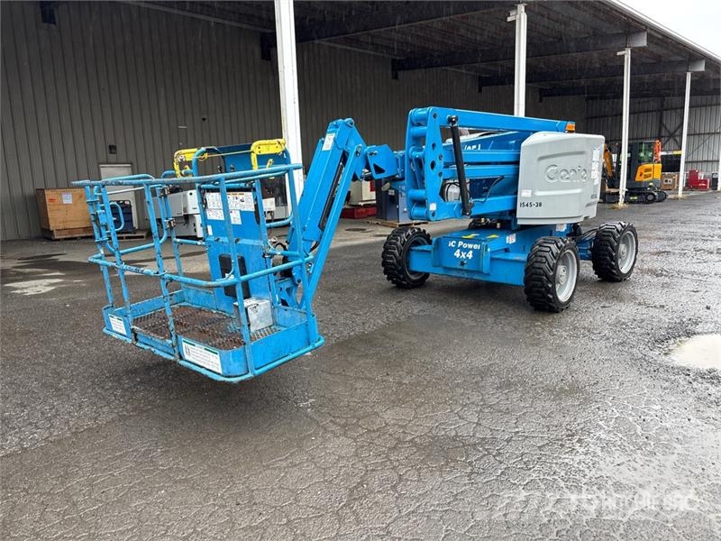Genie Z-45/25J 4WD Diesel Articulating Boom Lift Articulated boom lifts