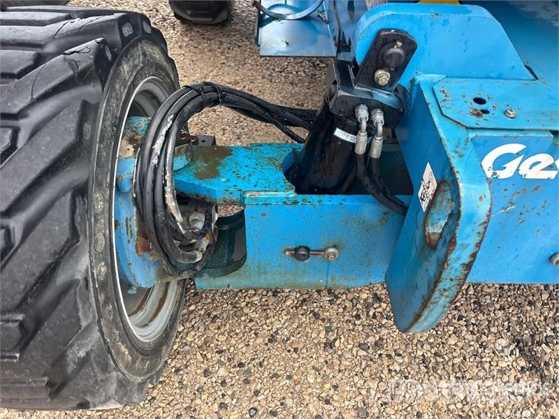 Genie Z-45/25J 4WD Dual Fuel Articulating Boom Lift Zglobne dvižne ploščadi