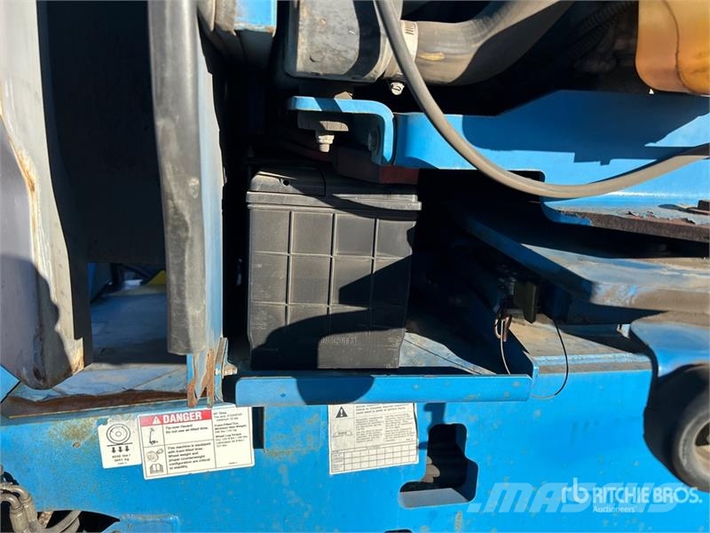 Genie Z-45/25J 4WD Dual Fuel Articulating Boom Lift 관절형 전동이동 리프트