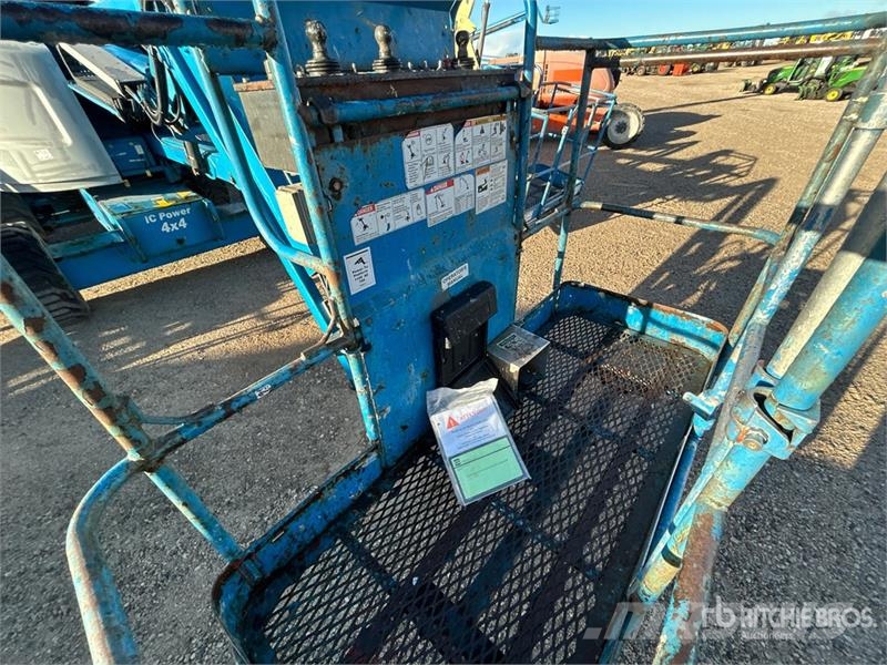 Genie Z-45/25J 4WD Dual Fuel Articulating Boom Lift 관절형 전동이동 리프트