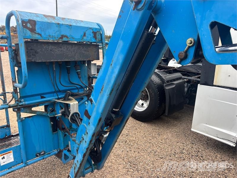 Genie Z-45/25J 4WD Dual Fuel Articulating Boom Lift Zglobne dvižne ploščadi