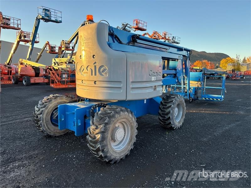 Genie Z-60/30 4WD Diesel Articulating Boom Lift Gelenkteleskoparbeitsbühnen